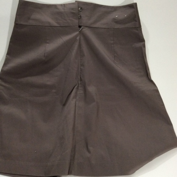 Old Navy | High Rise Two Button Skirt B04 Taupe - Picture 4 of 6